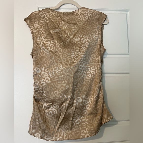 Ann Taylor blouse - Picture 3 of 3